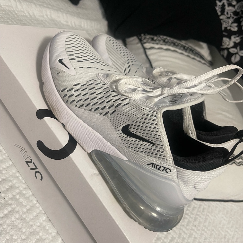 Nike air max 270 womens 9. - Picture 3 of 5